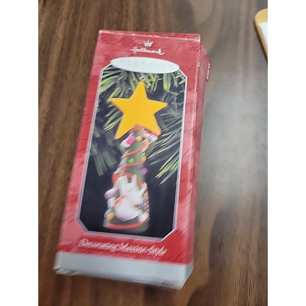 Hallmark Keepsake Christmas Ornament 1998 DECORATING MAXINE STYLE Tree H37